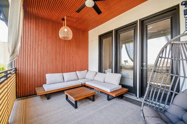 property at 2412 Canal St