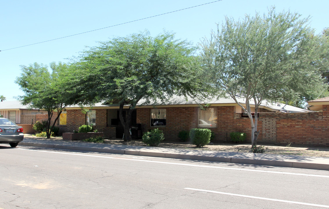 1235-1241 W University Dr in Tempe, AZ - Building Photo