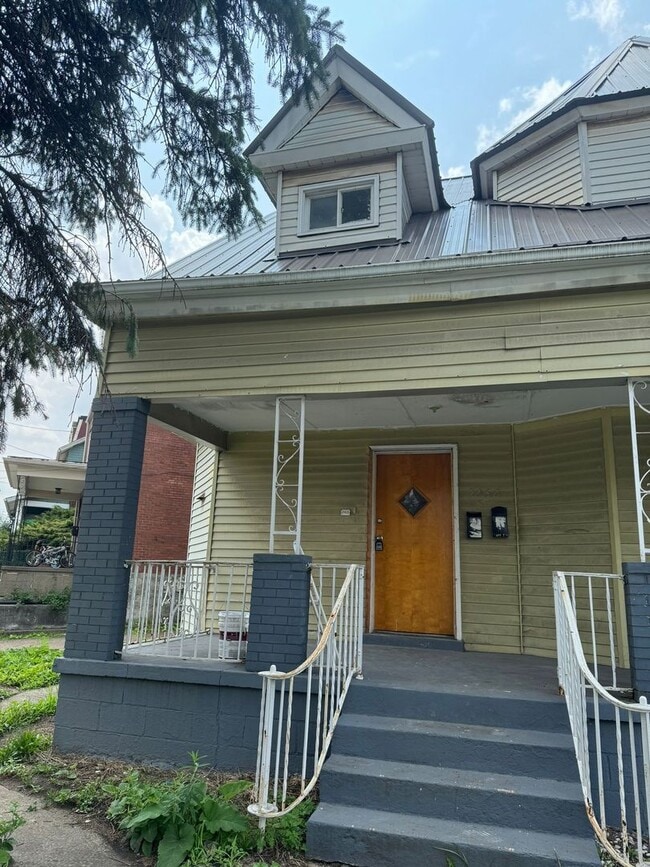 property at 2050 Monongahela Ave