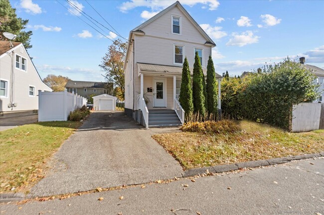 24 Liberty St in Stratford, CT - Building Photo - Building Photo