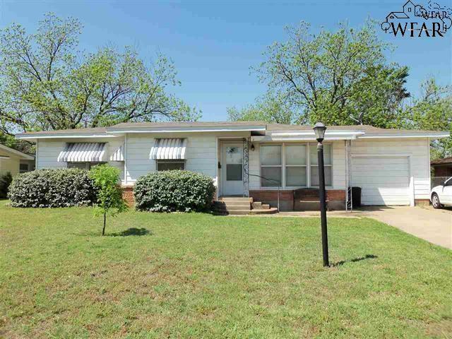 property at 4718 Alamo Dr