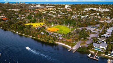 1928 Service Rd in North Palm Beach, FL - Building Photo - Building Photo