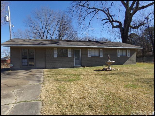 property at 6 Duval Cir