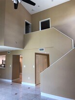 1400 San Remo Cir in Homestead, FL - Building Photo