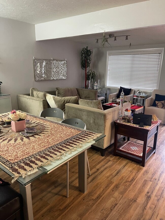 1034 Avenue A in Redondo Beach, CA - Building Photo - Building Photo