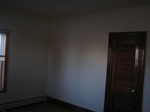 384 Medford St, Unit 1 in Malden, MA - Building Photo - Building Photo