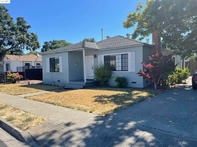 1260 Mesa St in Concord, CA - Building Photo - Building Photo
