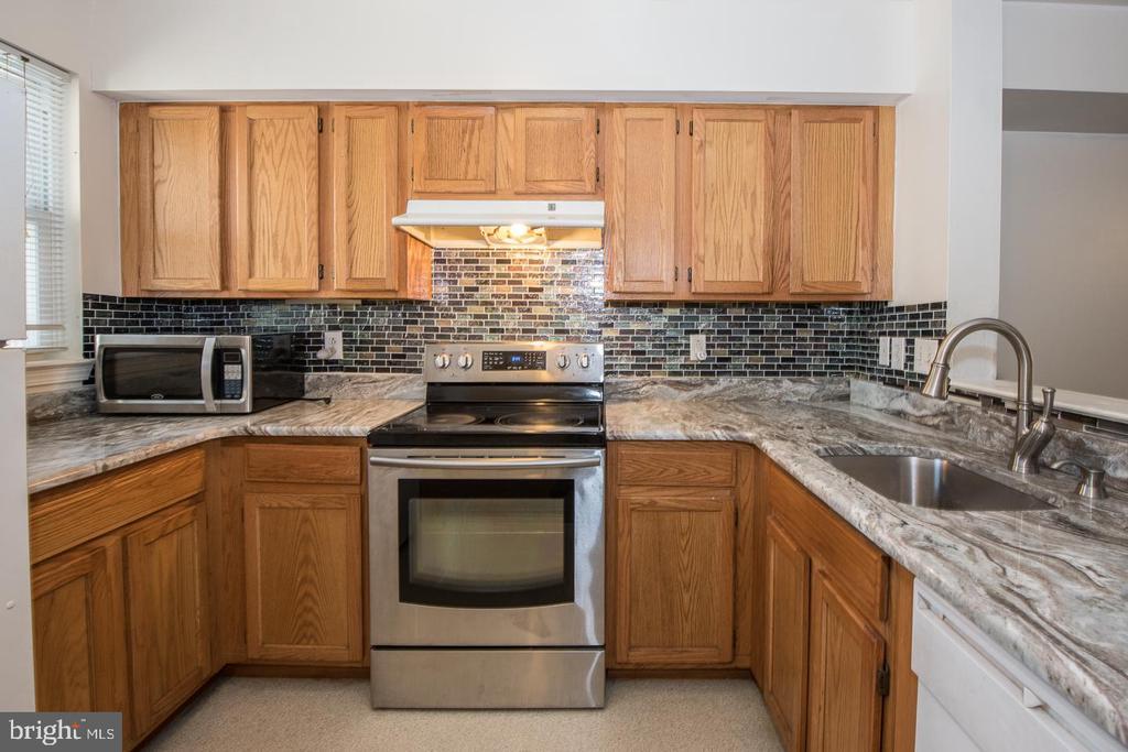 759 N 44th St in Philadelphia, PA - Building Photo