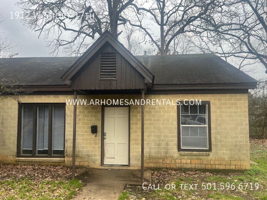 1912 W Short 17th St in North Little Rock, AR - Building Photo