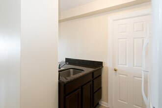 4180 N Marine Dr in Chicago, IL - Foto de edificio - Building Photo