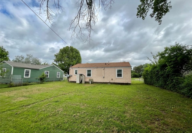 1613 Center Ln in Muskogee, OK - Building Photo - Building Photo