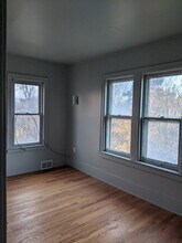 2195 Springle St-Unit -2195 Springle Unit 1 (Upper) in Detroit, MI - Building Photo - Building Photo