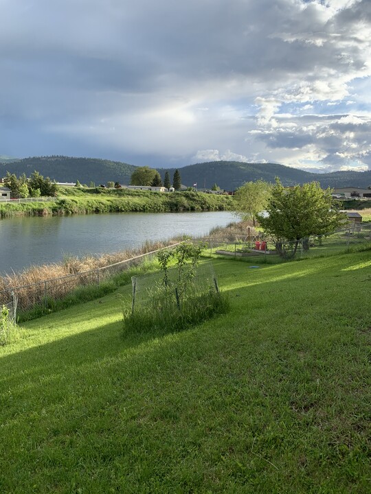 112 Mallard Dr in Kalispell, MT - Building Photo