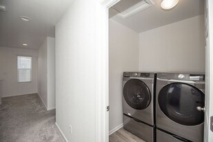 2892 Sand Beach Lake Dr in Loveland, CO - Building Photo