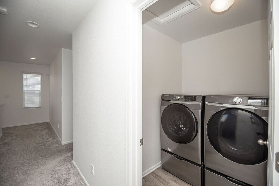 2892 Sand Beach Lake Dr in Loveland, CO - Building Photo