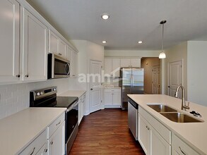 8081 Minnow Trl in Etna, OH - Building Photo - Building Photo