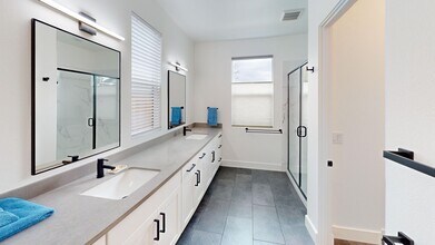 2299 San Miguel Ave in Santa Rosa, CA - Building Photo - Building Photo