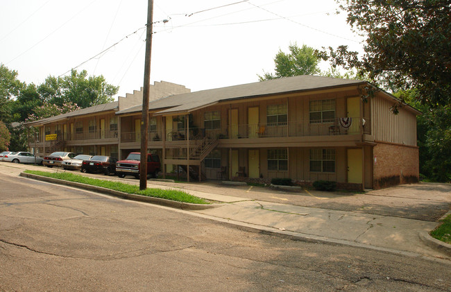 Crescent Corner in Jackson, MS - Building Photo - Building Photo