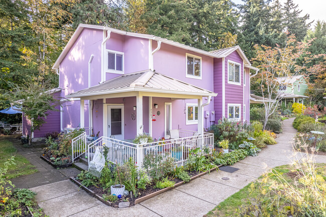 Cascadia Commons in Beaverton, OR - Building Photo - Primary Photo