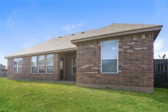 228 Kennedy Ct in Crowley, TX - Building Photo - Building Photo