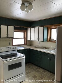 820 10th St E photo'