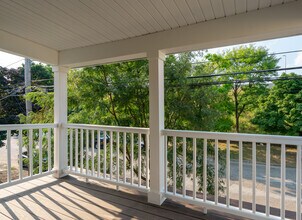 625 3rd st #2 in Grand Rapids, MI - Building Photo - Building Photo