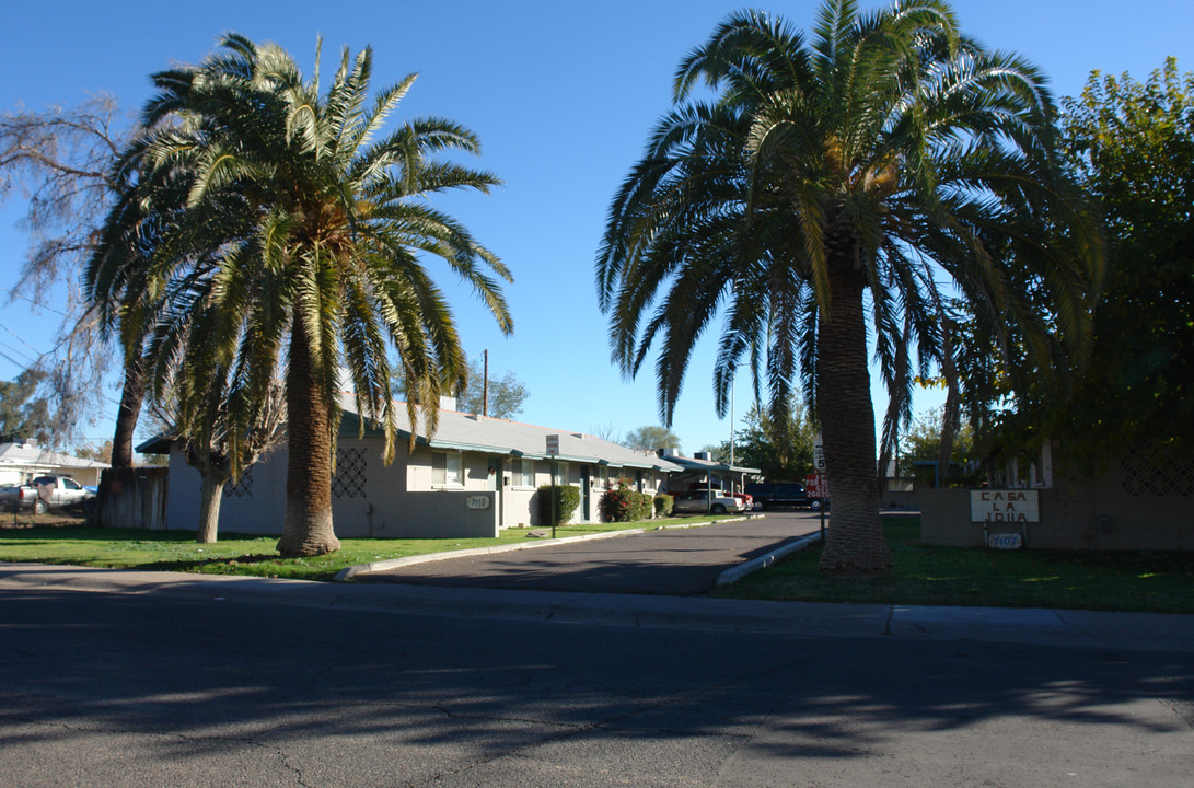 Casa La Jolla in Glendale, AZ - Building Photo