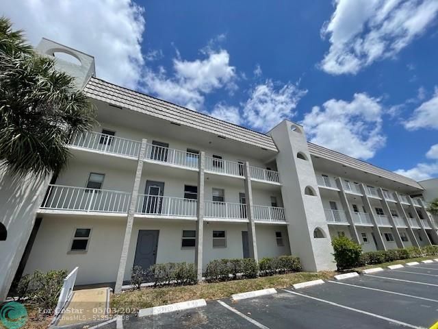 property at 8600 Sunrise Lakes Blvd