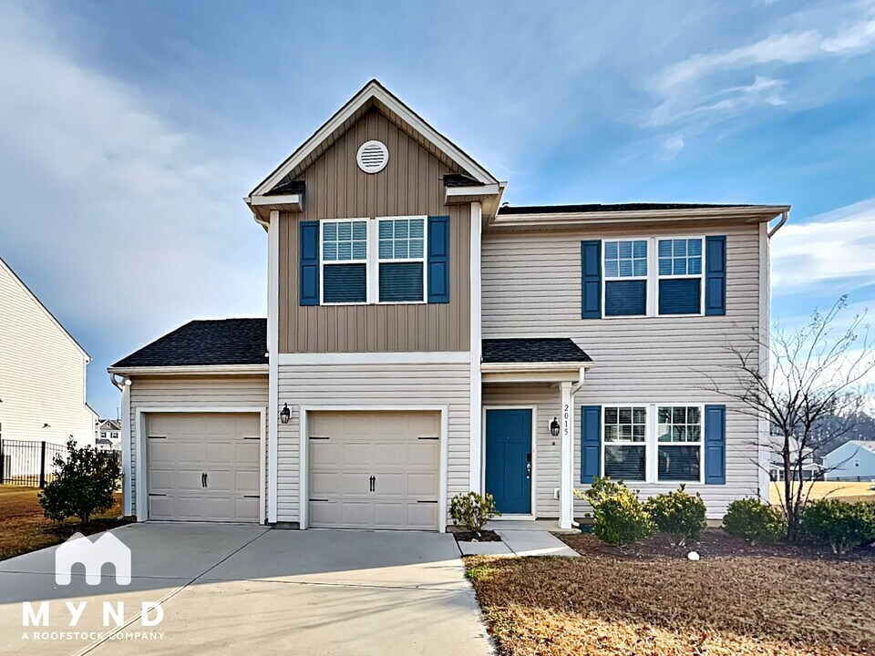 2015 Creeks Landing Dr in Unionville, NC - Building Photo