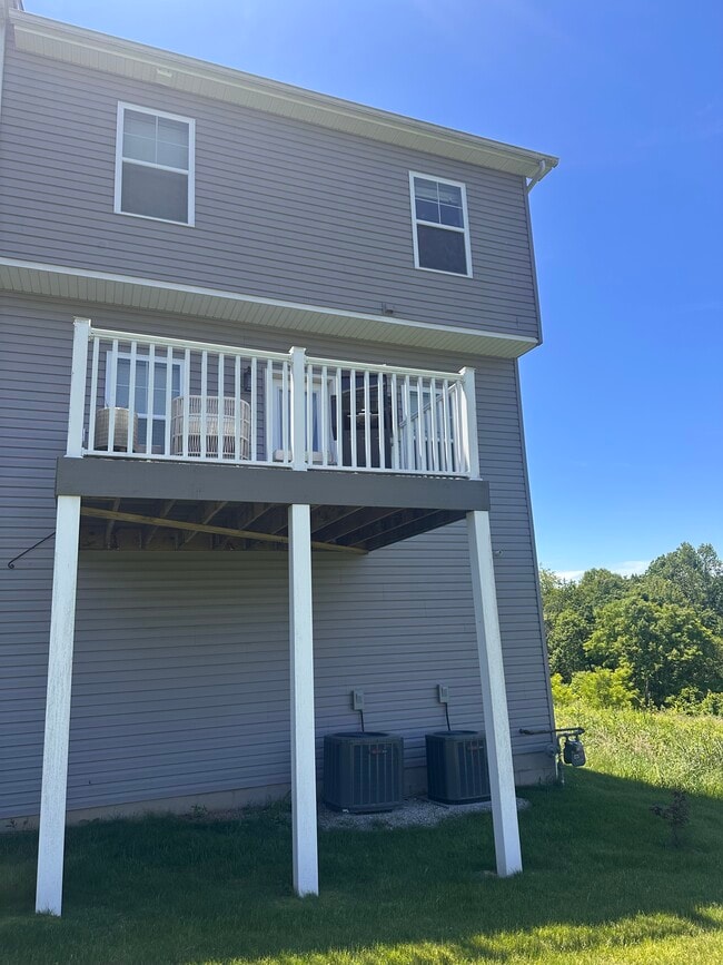 512 Solomon Rd in Morgantown, WV - Building Photo - Building Photo