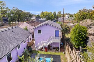 319 Moody St in Houston, TX - Building Photo