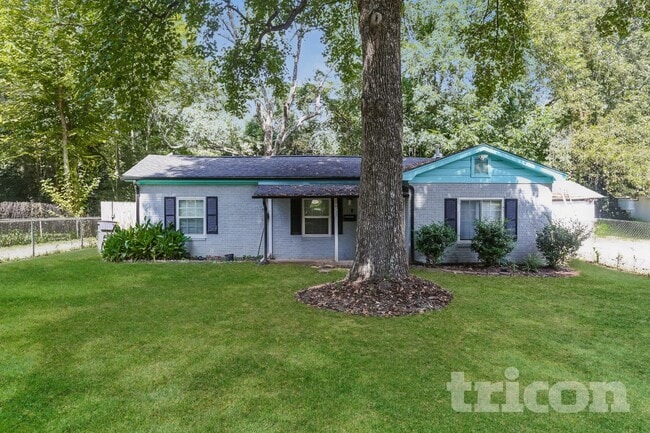 property at 4223 Dinglewood Ave