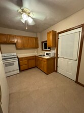 1 Hemans St-Unit -1 in Worcester, MA - Building Photo - Building Photo