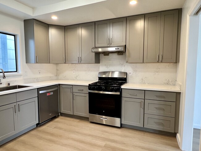 575 27th Ave, Unit 575 in San Francisco, CA - Building Photo - Building Photo