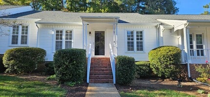 119 Greenmont Ln in Cary, NC - Building Photo - Building Photo