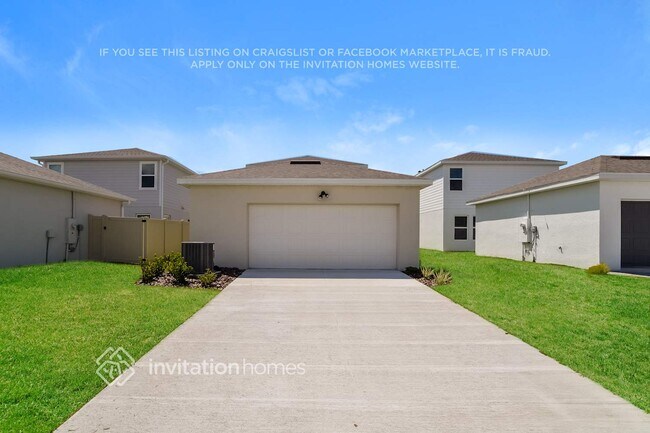 2009 Tohoqua Blvd in Kissimmee, FL - Building Photo - Building Photo
