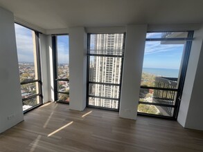 1660 N La Salle Dr in Chicago, IL - Building Photo - Building Photo