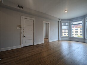 3544 N Halsted St in Chicago, IL - Building Photo - Building Photo
