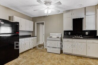 2567 Madison Ave in Memphis, TN - Building Photo - Building Photo