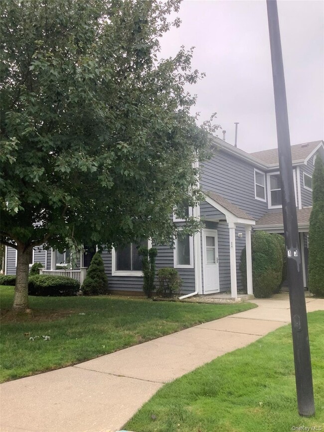 814 Birchwood Park Dr