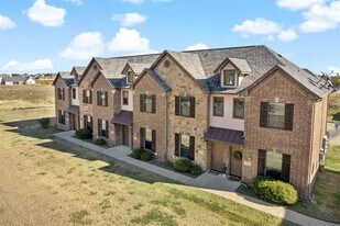 11118 Marion Rd in Sanger, TX - Building Photo