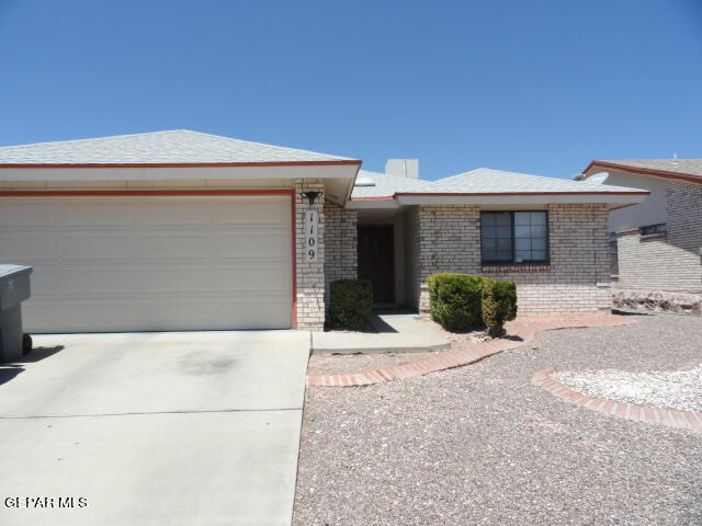 property at 1109 Desierto Seco Dr