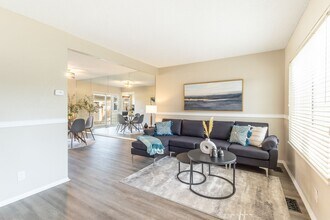 3512 S Kittredge St in Aurora, CO - Building Photo - Building Photo