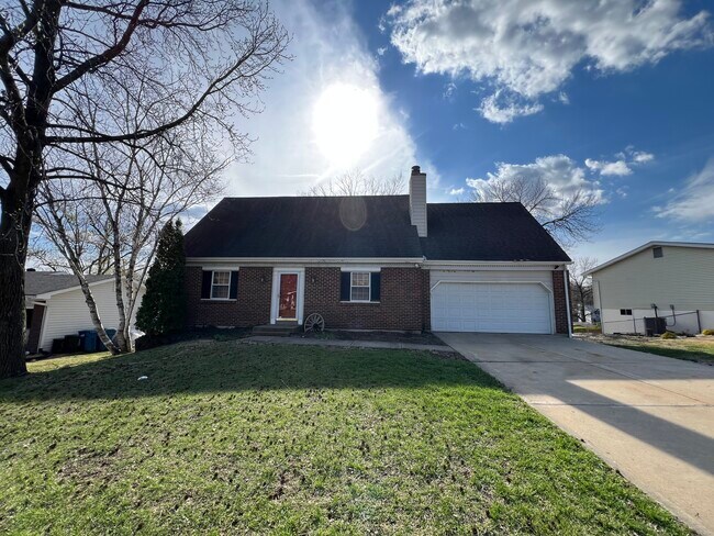 property at 3041 Cherokee Ln