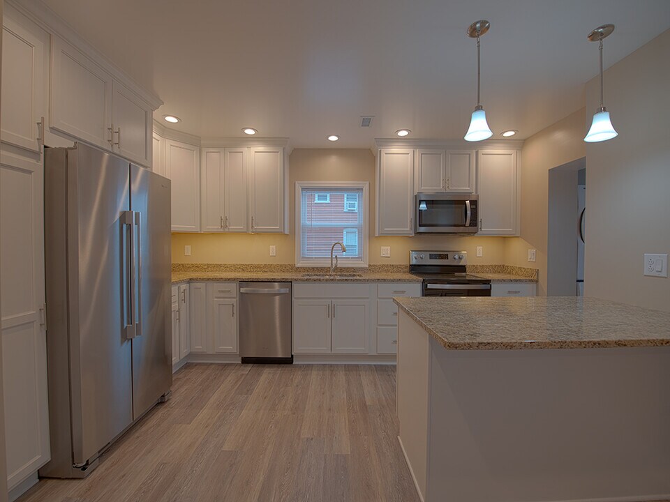 43 E Bald Eagle St, Unit APT 2 in Lock Haven, PA - Foto de edificio