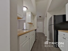 201 Raintree Dr in Irmo, SC - Building Photo - Building Photo