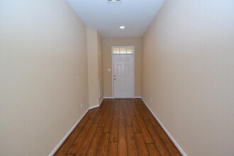 17041 Wilthorne Gardens Ct in Houston, TX - Building Photo - Building Photo