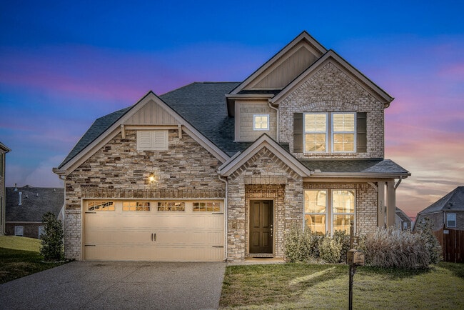 property at 5035 Napoli Dr