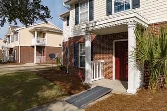 Ashley Midtown in Savannah, GA - Foto de edificio - Building Photo