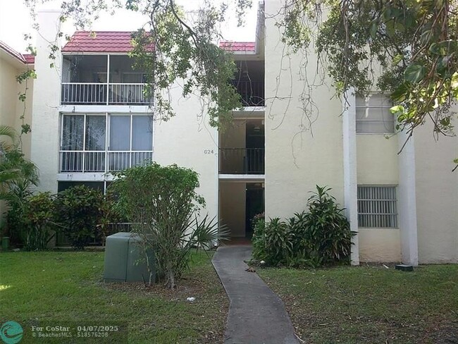 property at 624 NW 13th St